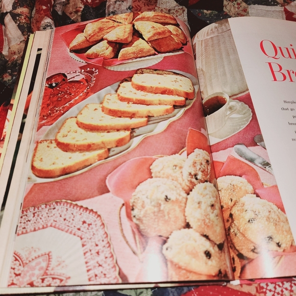 Vintage Better Homes and Gardens BREAD Cook Book Cookbook Illustrated - Picture 6 of 8